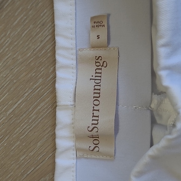 Soft Surroundings Pants Women's Small White Pull On Straight Leg Stretch Denim - Picture 5 of 9